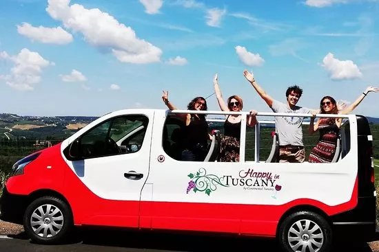 Happy in Tuscany di Firas Shibeeb