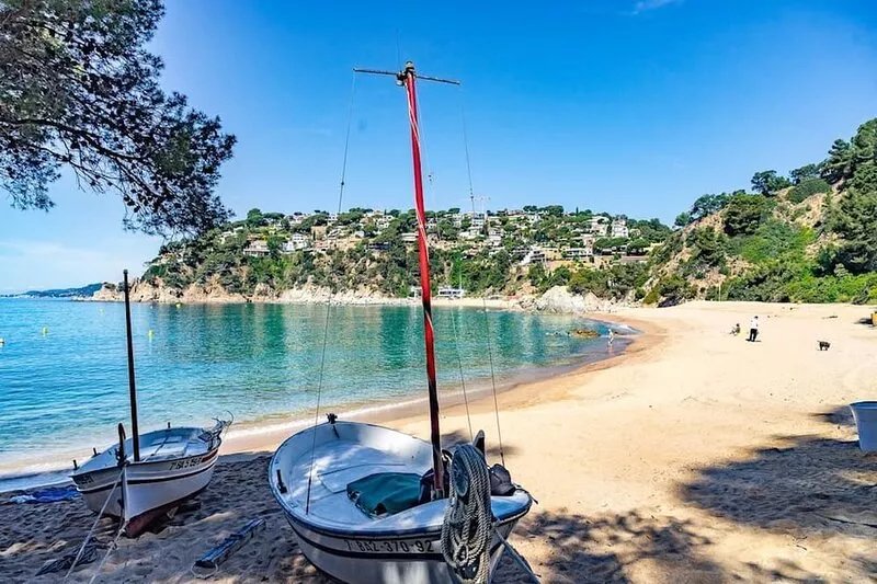 Luxury villa Vista del Mar with stunning sea views, pool, walk to the beach