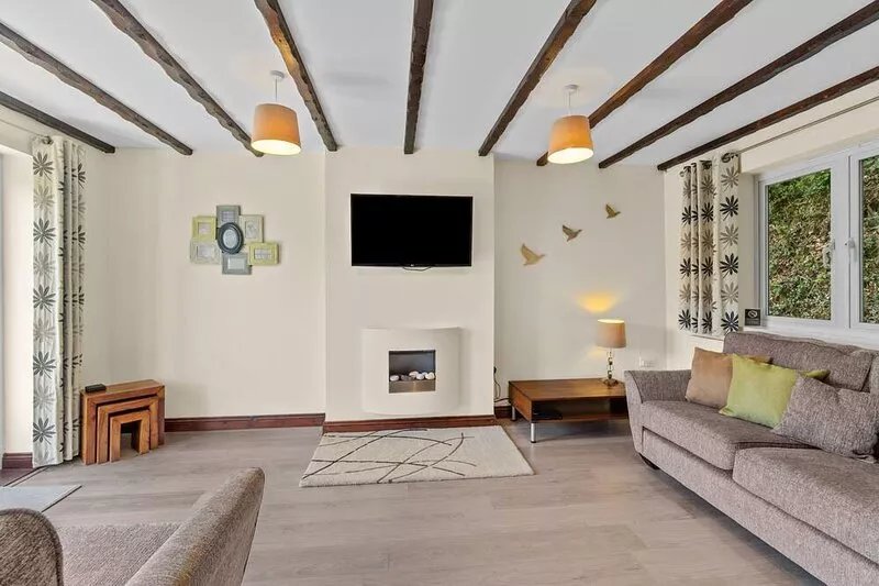 Conveniently located to explore all that Cornwall and Devon have to offer