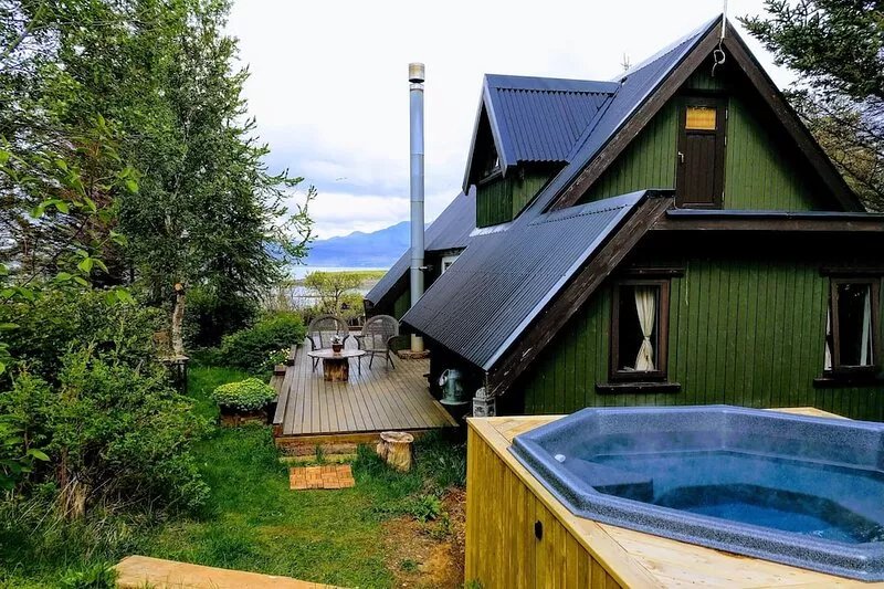 Beachfront holiday house, exclusive location, Hot Tub