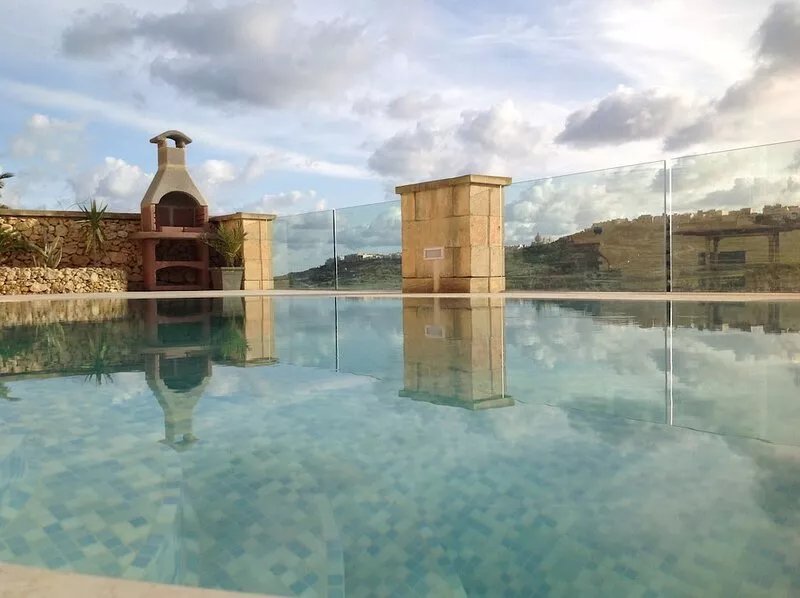 Amazing views, complete privacy, luxury and comfort including pool and deck area