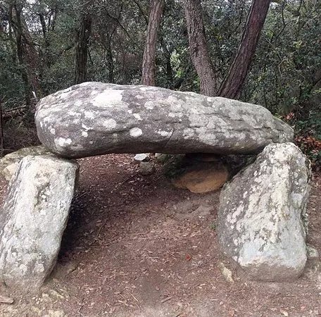 Ruta prehistorica la Roca del Valles