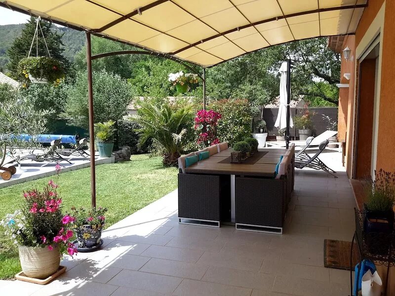 PROVENCE SALERNES VILLA PLAIN PIED WITH STRICTLY PRIVATE POOL (heated)