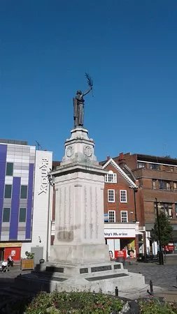 Luton War Memorial