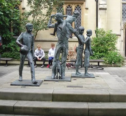 The Meeting Sculptures