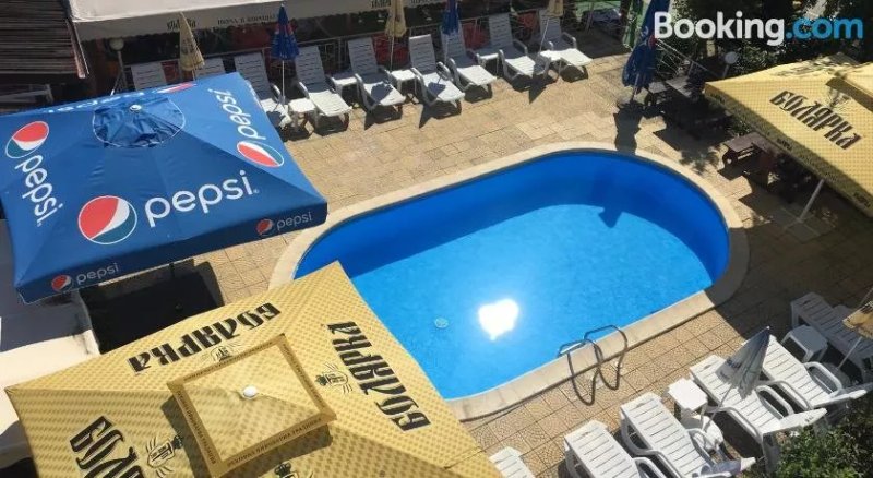 Laguna Family Hotel