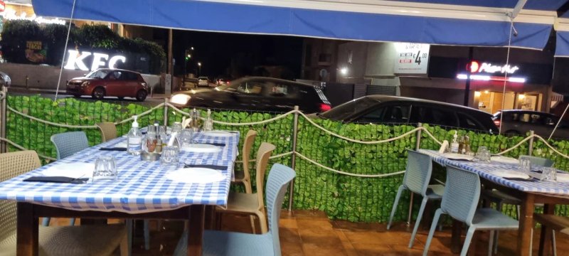 O ZEPOS Fish Tavern