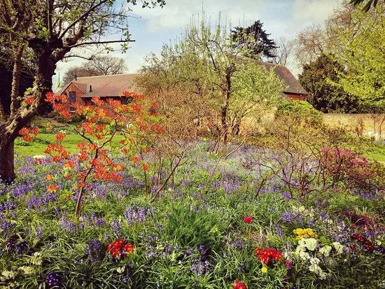 Eastcote House Gardens
