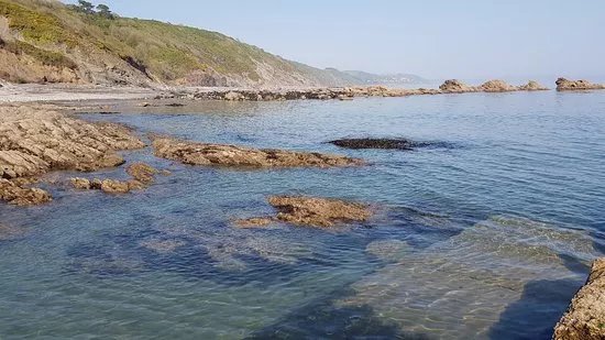 Millendreath Beach