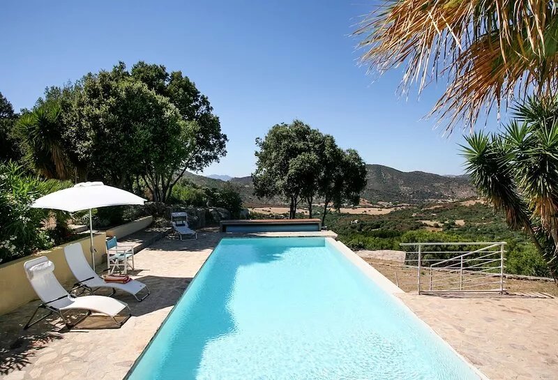 Holiday villa for max. 6 people with private pool