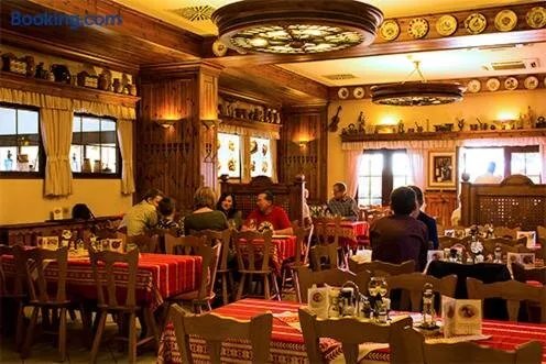 Tranzit Hotel