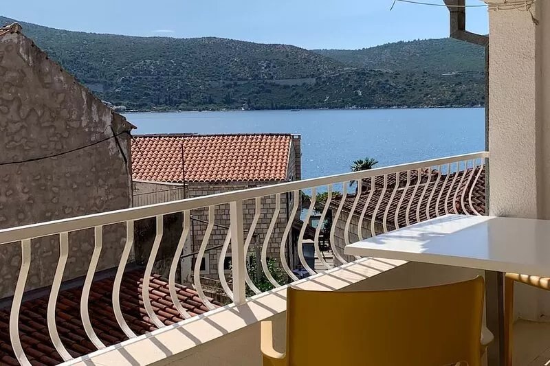 One bedroom apartment near beach Slano, Dubrovnik (A-4744-a)
