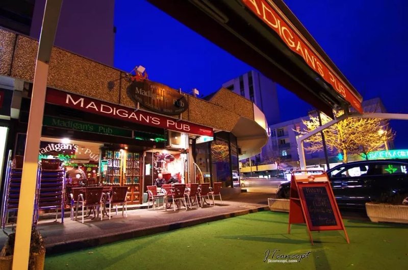 Le Madigan's