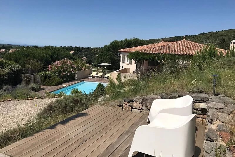 Cozy Villa in Caunes-Minervois with Swimming Pool