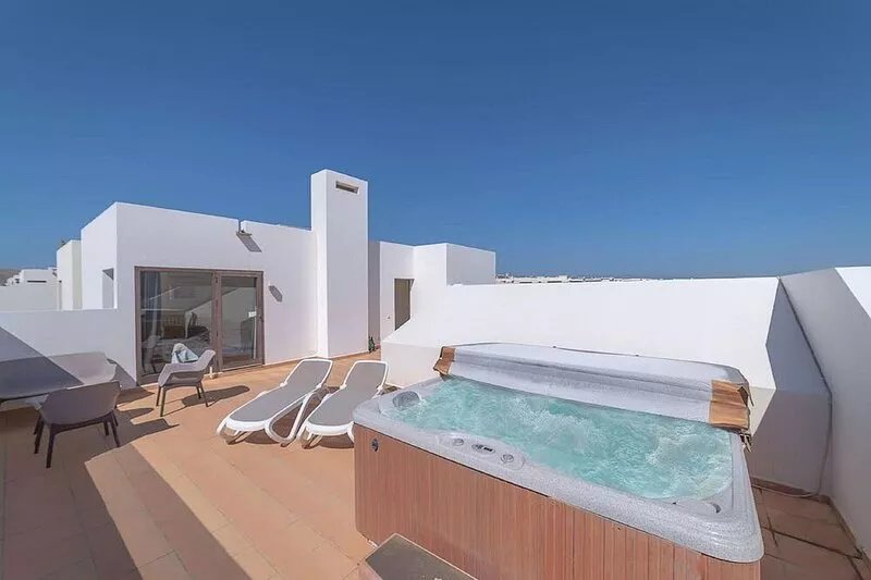 CASA MAELLE, villa en Playa Blanca