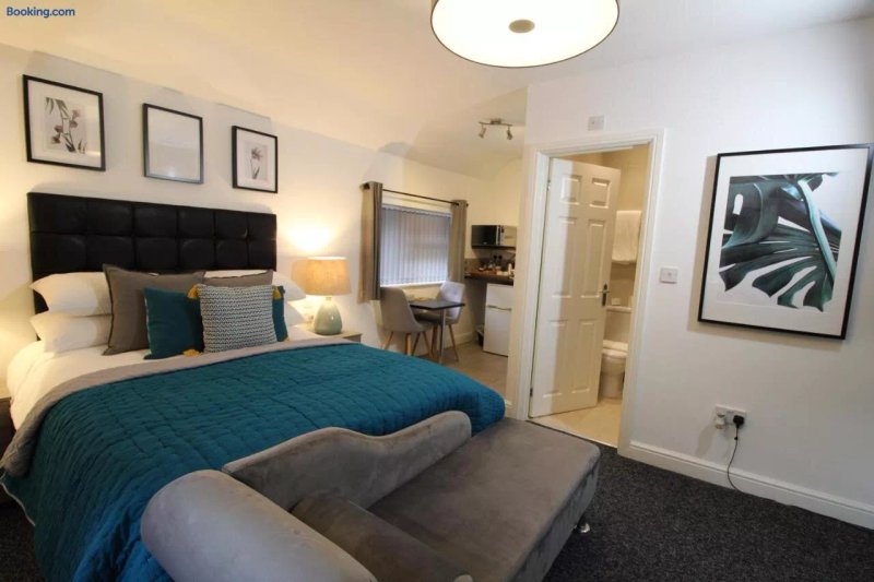 Anson Studios Walsall M6, J10