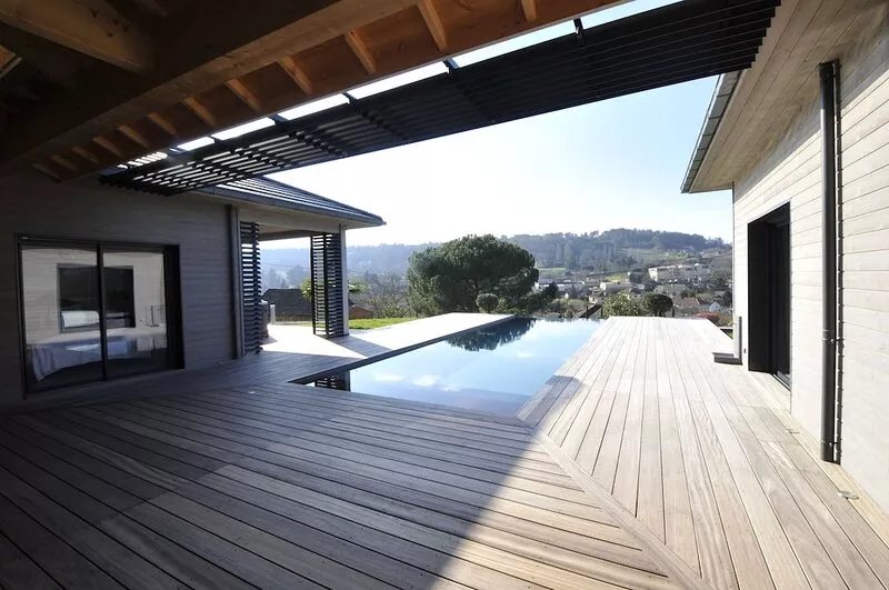 Sarlat 900m from the medieval center, swimming pool, jacuzzi. New ground floor