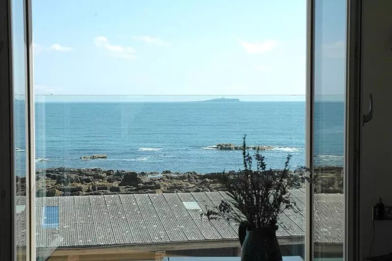 Newly renovated seafront cottage with stunning 180 degree panoramic sea views