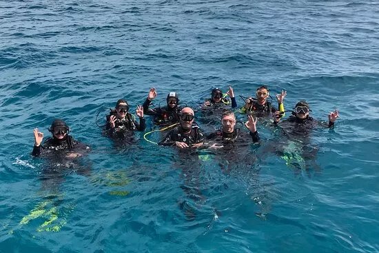 Retour Surface - magasin/ecole professionnelle de plongee sous-marine