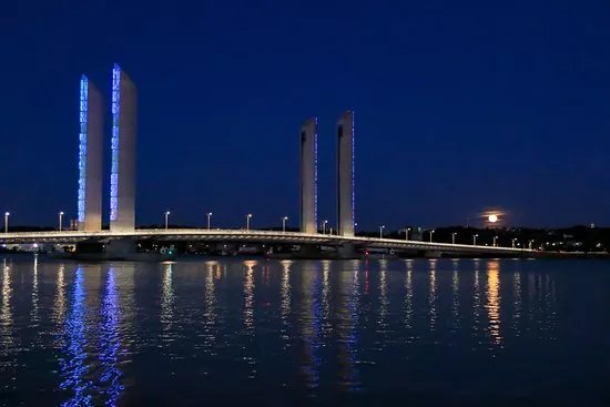 Pont Jacques Chaban Delmas