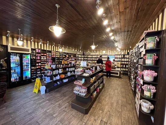 Young’s Auld Sweetie Shop