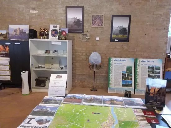 IAT - Ufficio Informazione e Accoglienza Turistica