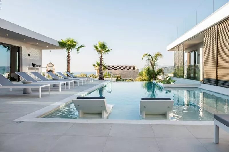 Villa Lydia I Indoor Heated* pool & amazing seaview