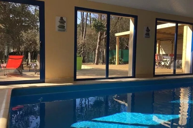 Villa with indoor pool, billiards, sauna, 230m2, Seafront, Jard sur Mer