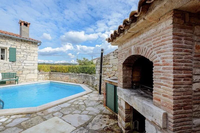 Villa Casa Antignana with pool in Tinjan, Istria