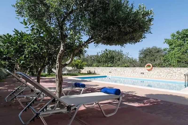 Afroditi 4 bedrooms,pool,Picturesque village