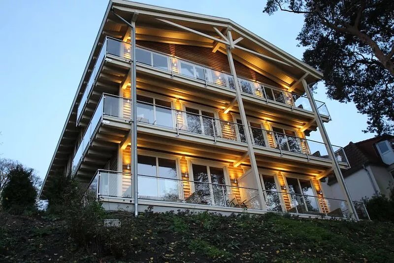 Luxury attic moonlight 180sqm at the Berlin lake - canoes for free - sauna