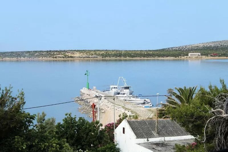 Two bedroom apartment with terrace and sea view Košljun, Pag (A-3321-a)