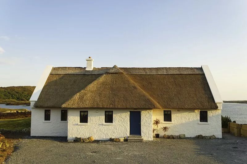 BaySide Cottage "On the Shores of this Western Paradise"