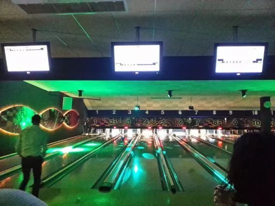 Knijn Bowling