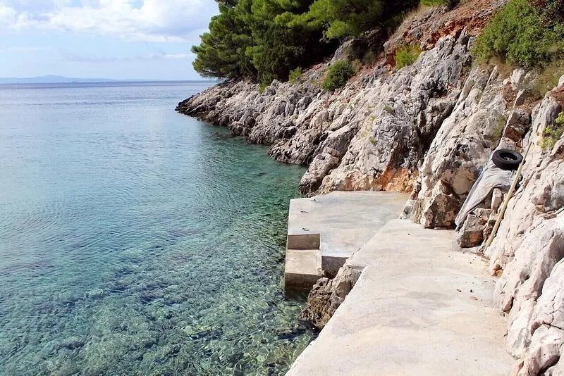 Two bedroom apartment near beach Cove Jedra, Hvar (A-2583-f)