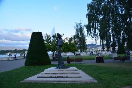 La statue de Sissi Geneve