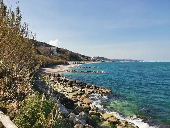 Spiaggia Naturale del Promontorio Dannunziano