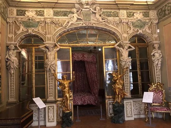 Palais Lascaris
