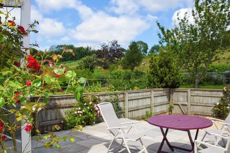 2 bedroom accommodation in Bothenhampton, near Bridport