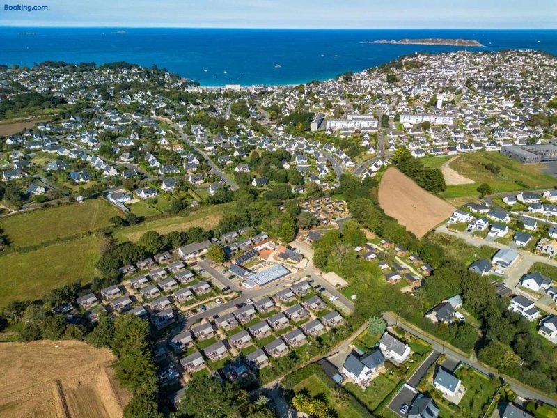 Le Village Perrosien Camping À Perros-Guirec