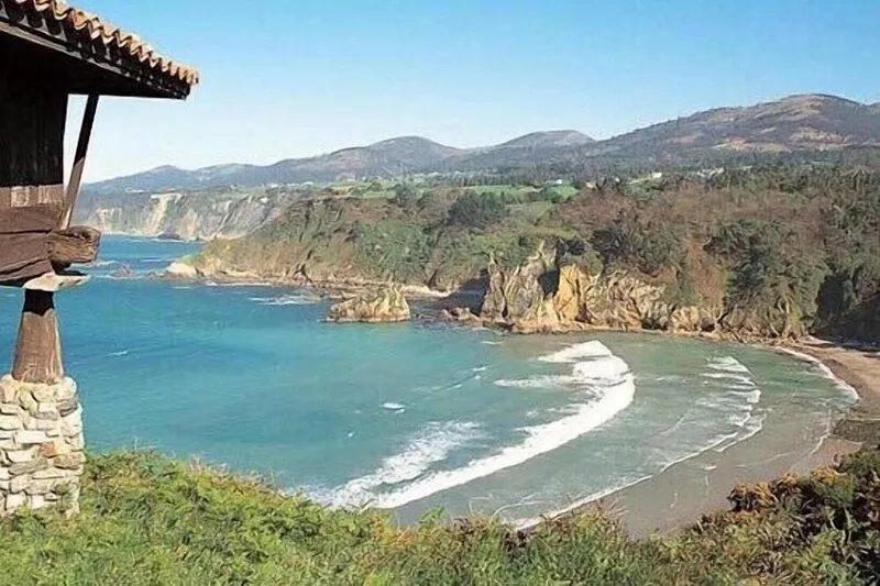 19C charming & large house, sea views, beach at 150m, private garden