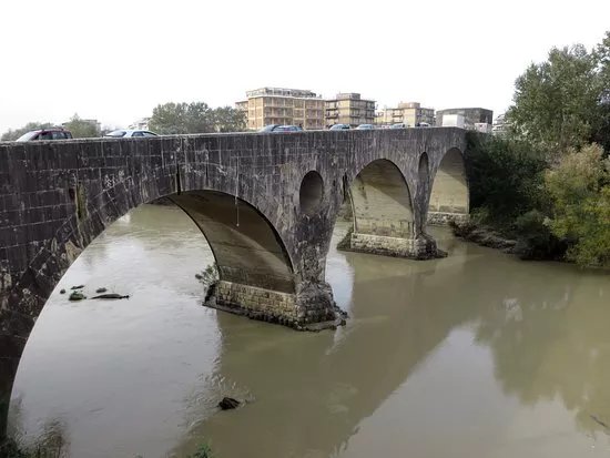 Ponte Romano