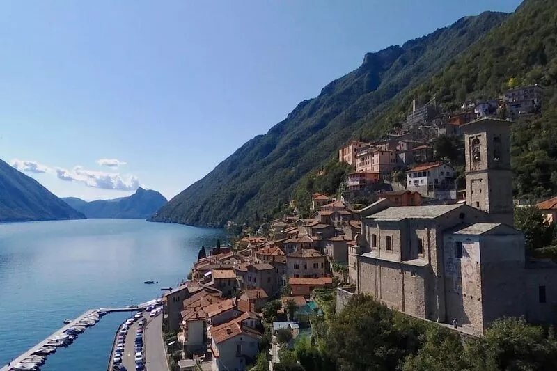 Lovely home with fantastic lake view