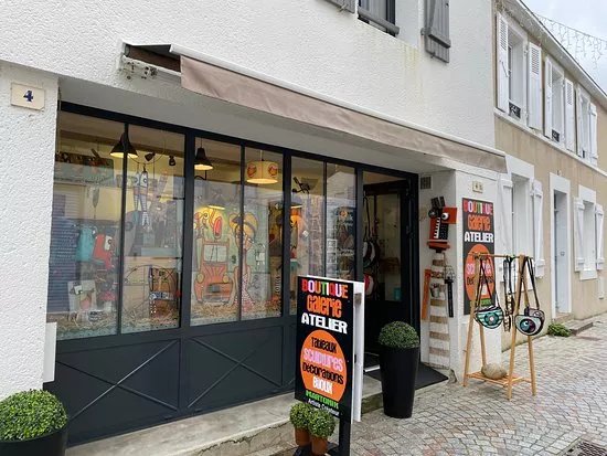 Kartonik Galerie Atelier Boutique
