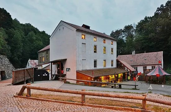 Housuv mill