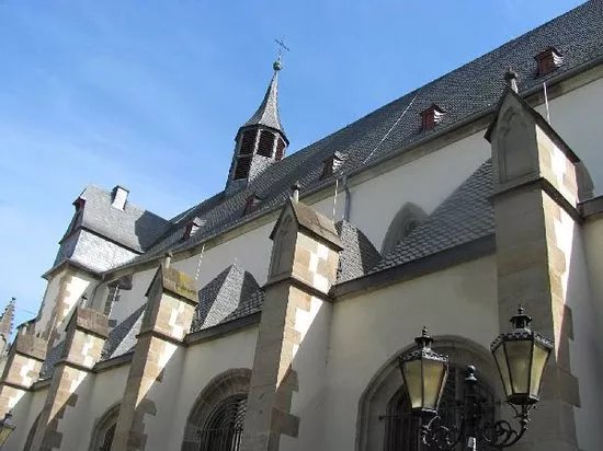 Eiermarkt mit Michel-Mort-Denkmal