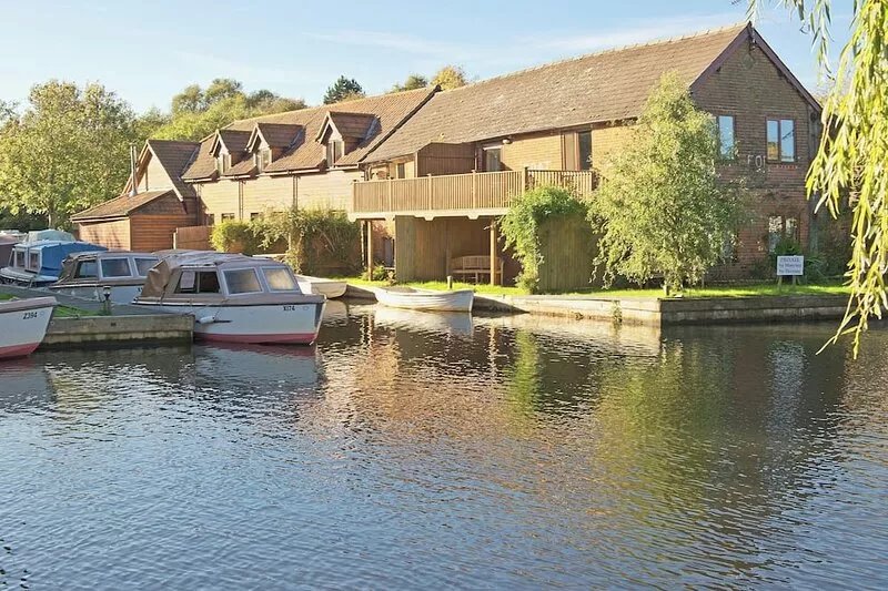 2 bedroom accommodation in Wayford Bridge, near Stalham