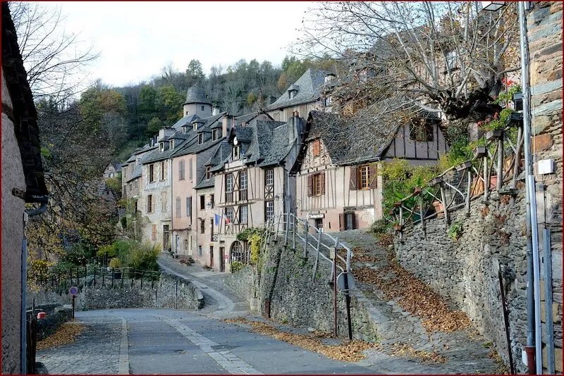 Cottage can accommodate 12 people for convivial holidays