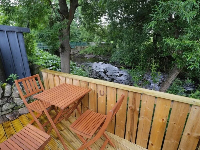 WHITFIELD COTTAGE (21 SILVER STREET), pet friendly in Wolsingham