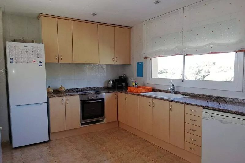 Beautiful house with pool and barbecue!! Ideal for your vacation.